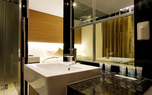 Royal Prime Hotel