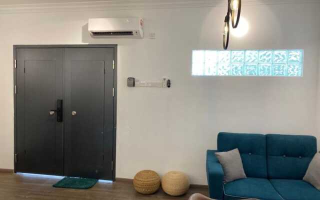 Nomadic Town House by Oyo