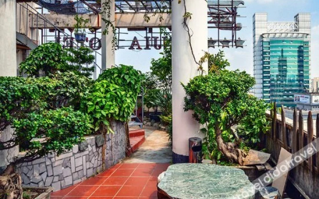 Yinjia Hotel
