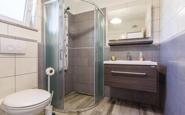 Stunning Home in Medulin With Wifi and 2 Bedrooms