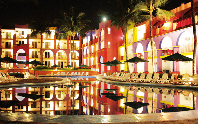 Decameron Los Cocos Guayabitos, Ramada All-Inclusive Resort