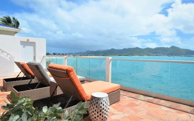 Caribbean Chic ocean front home 3 min to beach