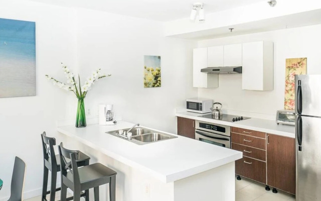 Sage on Ocean Drive Apartments