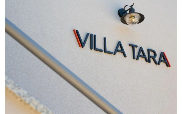 Villa Tara With a Beautiful Heated Pool