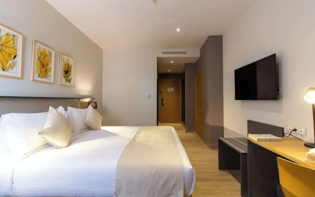 Golden Tulip Opera Alger