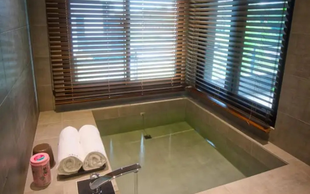 The Sunbeam Hideaway Bed & Breakfast