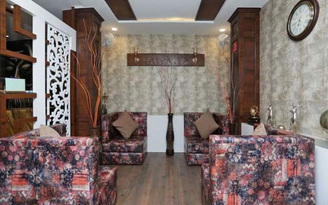 OYO 12899 Hotel Khushi Regent