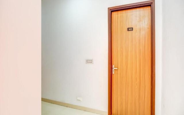 OYO 80485 Laser Tower Home Stay