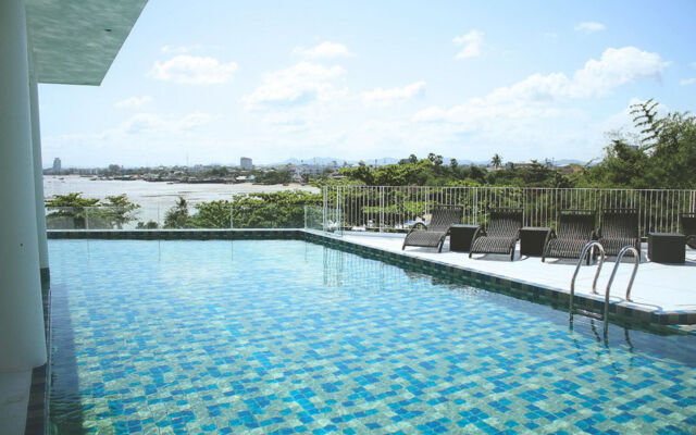 Tsix5 Phenomenal Hotel Pattaya