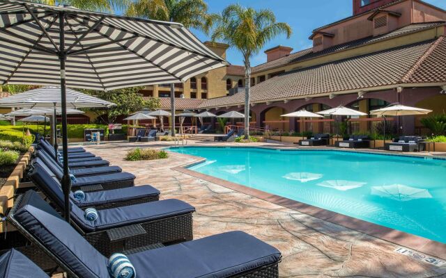 DoubleTree by Hilton Sonoma - Wine Country