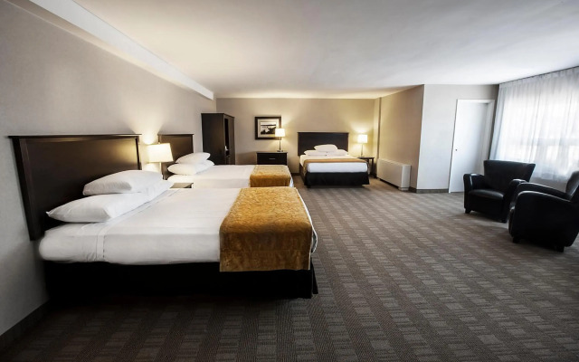 Skyline Hotel & Waterpark