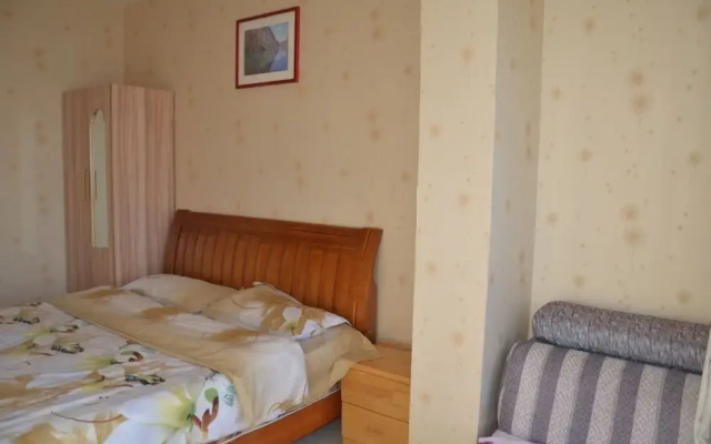 Lan Zhou Long Shang Rain Fall