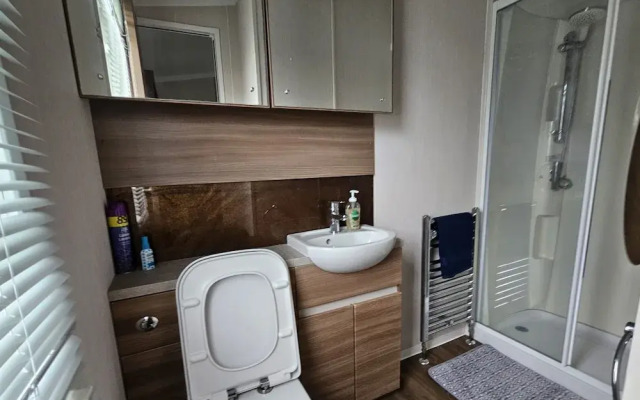 Mini Lodge Robin Hood Holiday Park