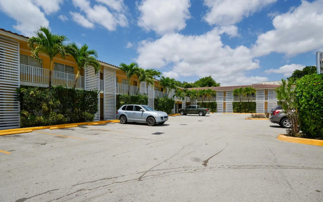 Gables Cove Hotel