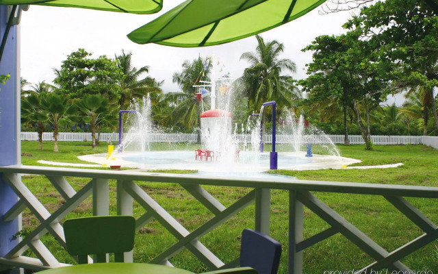 Coconut Bay Beach Resort & Spa All Inclusive