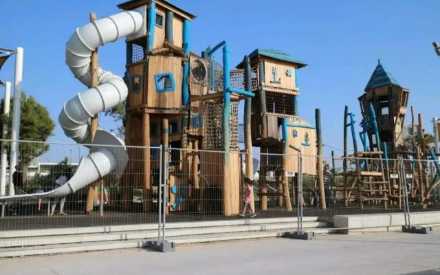 Rotem Suite in MARINA ASHKLON