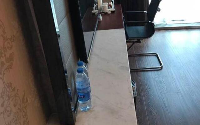 123 Jiman Chain Hotel (Shanghai Daning International Wuwei East Road Subway Station Branch)