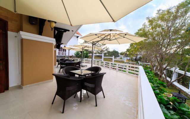 Hotel Dona Villa