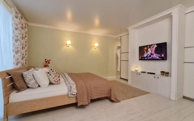 Sutki26 on Kuznechnaya Street