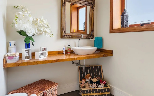 Refúgio de Alto Padrão na Granja Viana