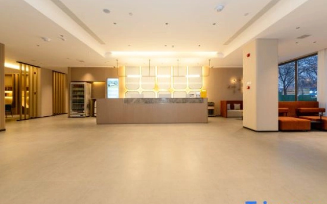 Jinjiang Star Hotel (Puyang stadium bus station shop)