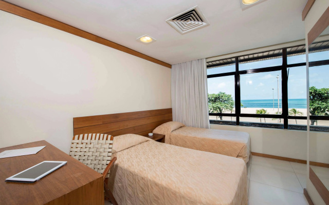Magna Praia Hotel