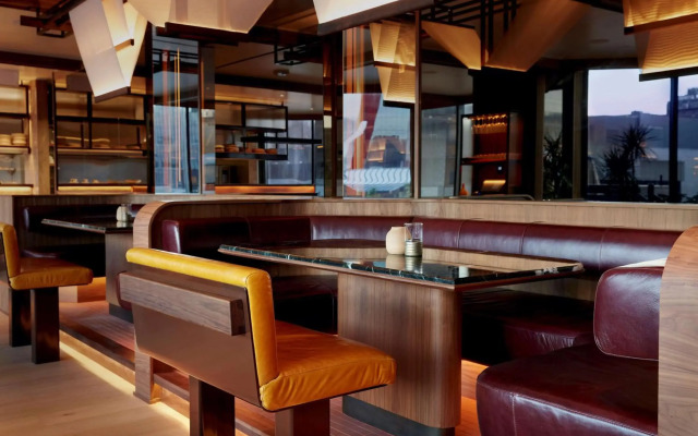 DoubleTree by Hilton Montreal