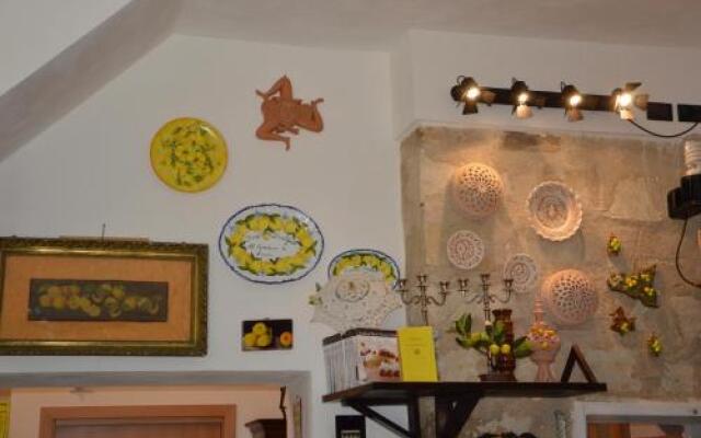 Guest House Al Giardino dei Limoni