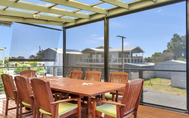 Green Reef Beach House