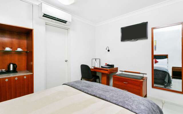 Comfort Inn & Suites Burwood