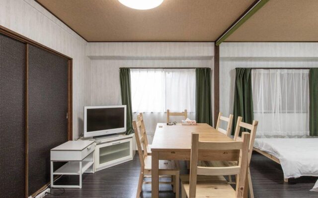 Alex's Home KUROMON