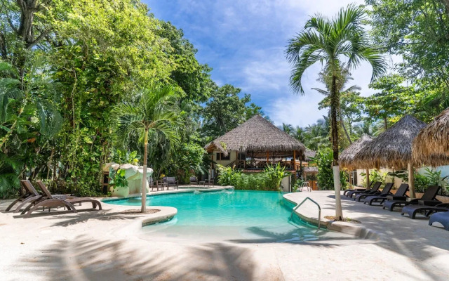 Banana Beach Hotel