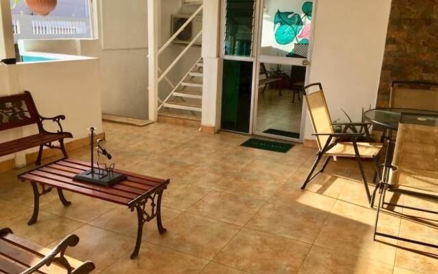 Hostal Casa Latina