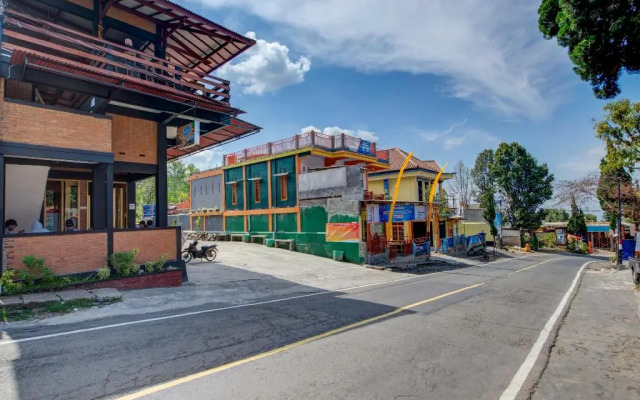 OYO 3470 Villa Dapur Tengger