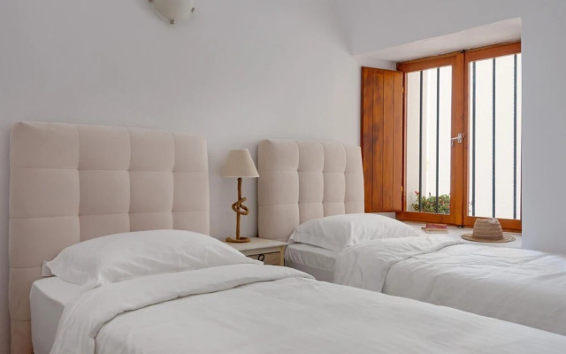 Honeymoon Luxury Apartment