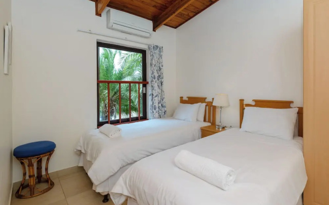 San Lameer Villa Rentals 3120