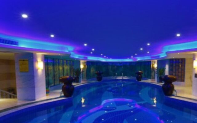 Linghang International Hotel