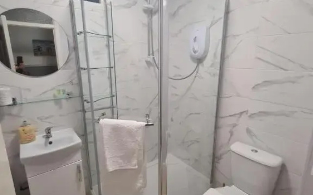 Meadowside Holiday Apartments