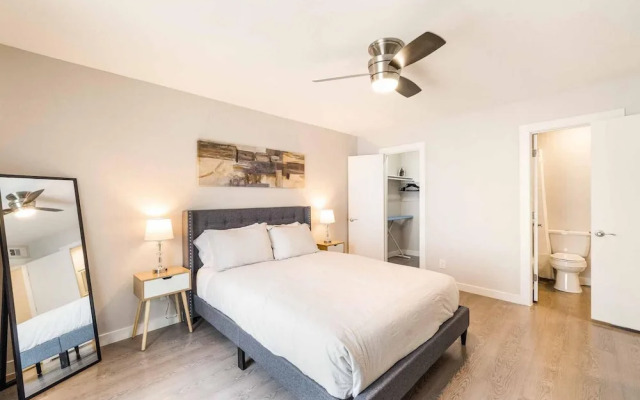 Stylish 1BR Near UT Mueller Evonify