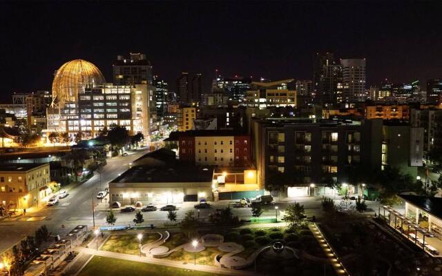 San Diego - Heart of Gaslamp District