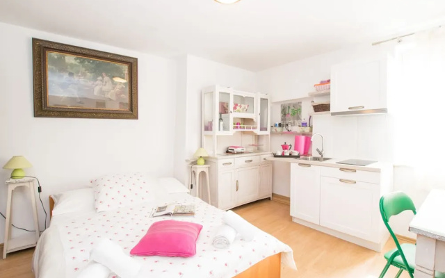 Beautiful Rustical Apartment in Rovinj