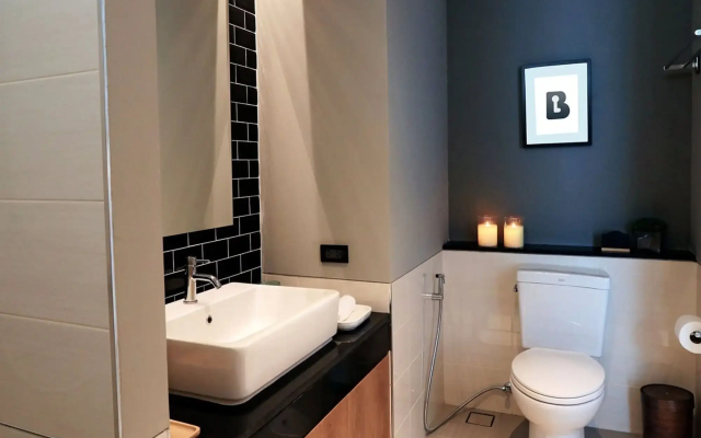 B Stay Hotel