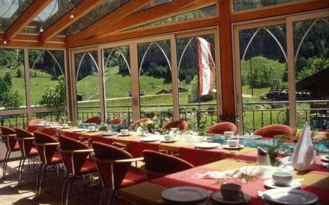 Hotel-Gasthof Waldcafé