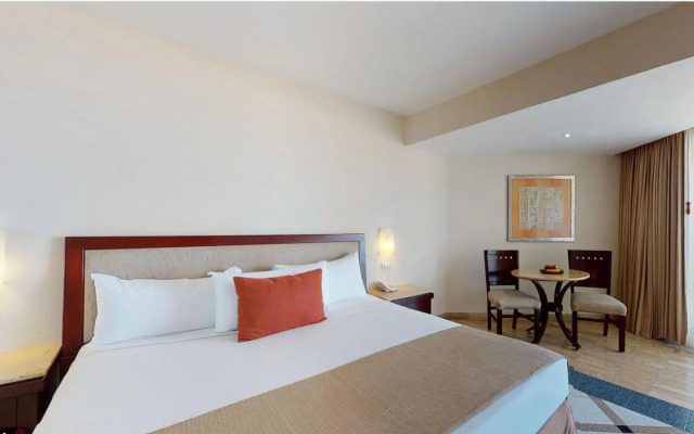 Park Royal Beach Ixtapa - All Inclusive