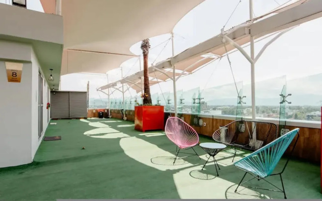 Beautiful and Comfortable Rooftop Suite