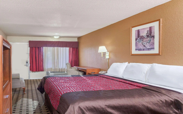 Knights Inn Murfreesboro