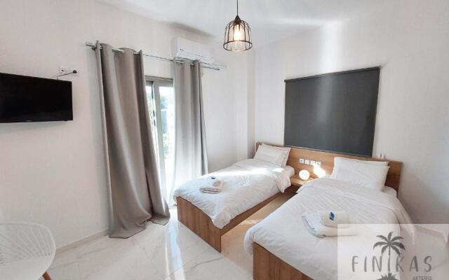 Finikas Suites & Apartments Airport