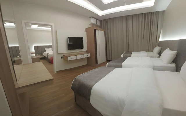 Golden Tulip Abha