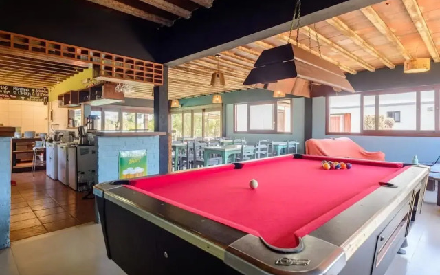La Quinta Hostel & Suites