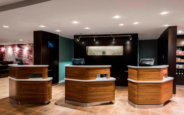 Courtyard by Marriott Chicago O'Hare